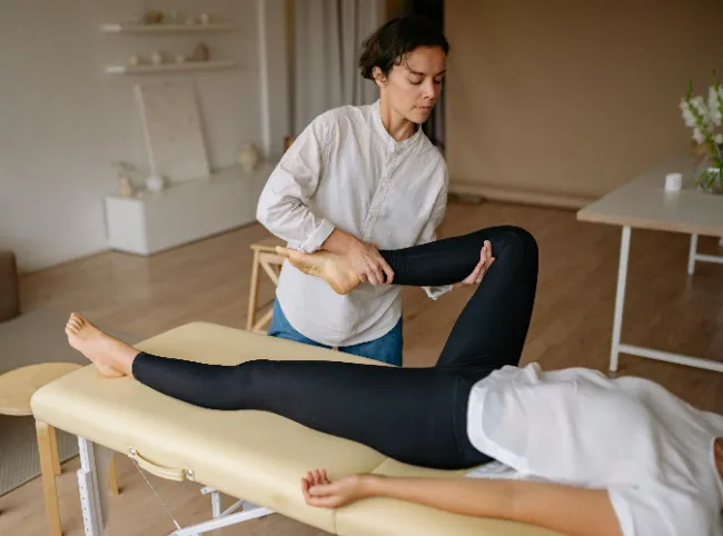 Knee Pain at Bellevue True Chiropractic Bellevue Image