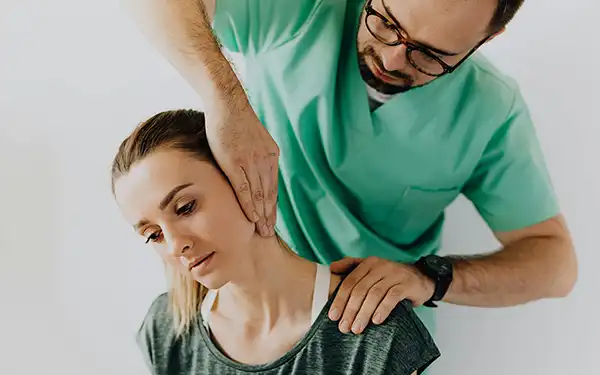 Neck Pain Treatment at Bellevue True Chiropractic Bellevue Image